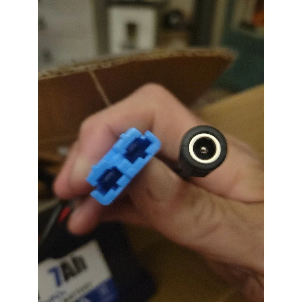 24V 7Ah Lithium LiFePO4 Battery With Charging Cord